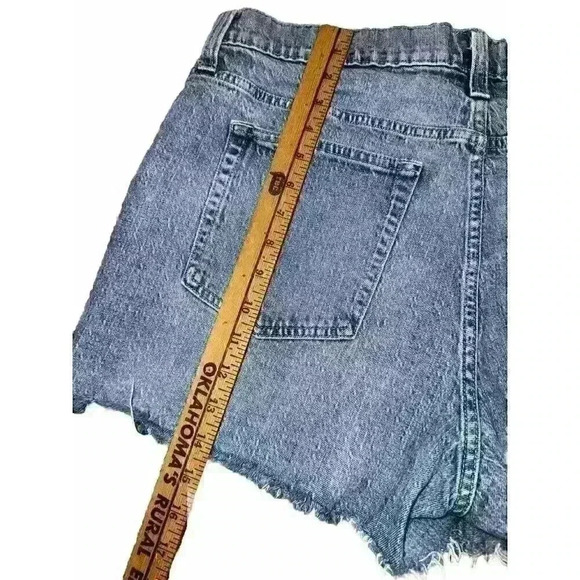 GAP Women's Cheeky High Rise Denim Button Fly Shorts Size 18/34 - Picture 7 of 7